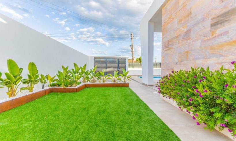 Nueva construcción  - Villa - Torrevieja - Costa Blanca South