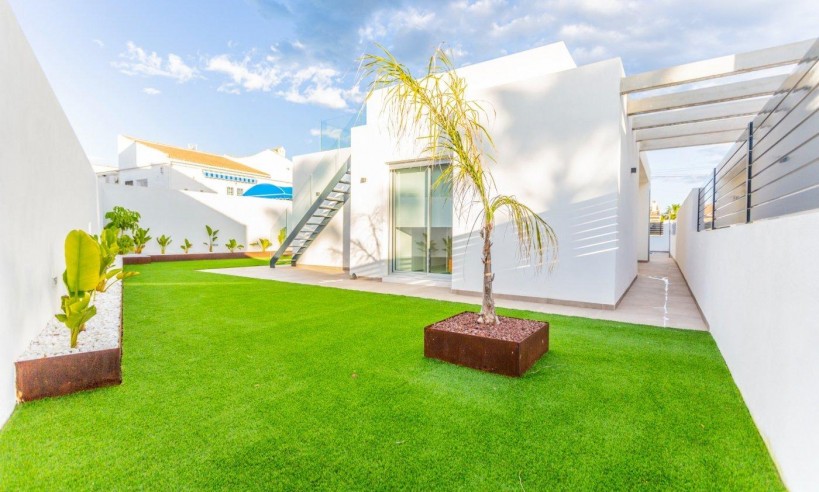 Nueva construcción  - Villa - Torrevieja - Costa Blanca South