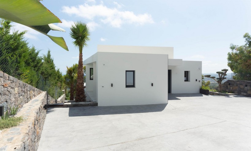 Nueva construcción  - Villa - Altea - Costa Blanca North