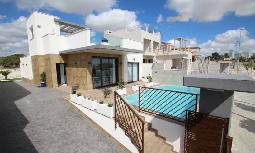 Nueva construcción  - Villa - San Miguel de Salinas - Costa Blanca South