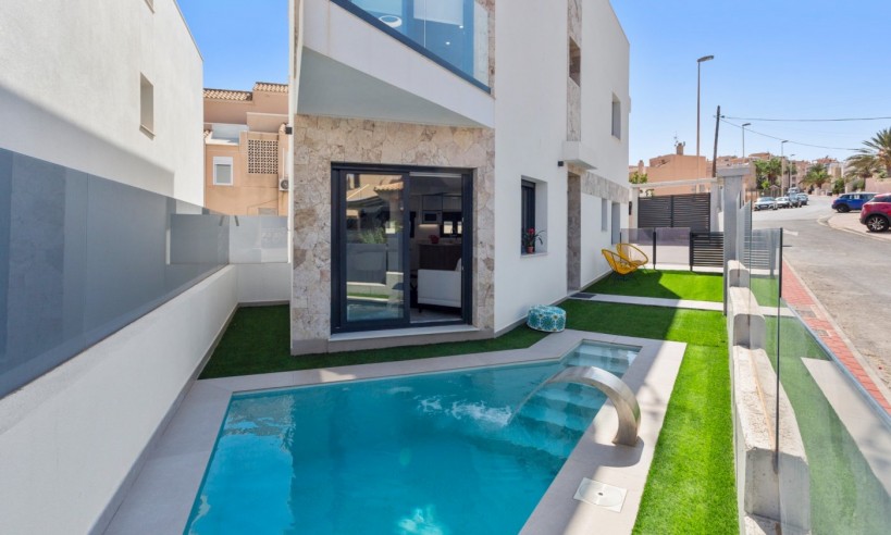 Nueva construcción  - Villa - Torrevieja - Costa Blanca South