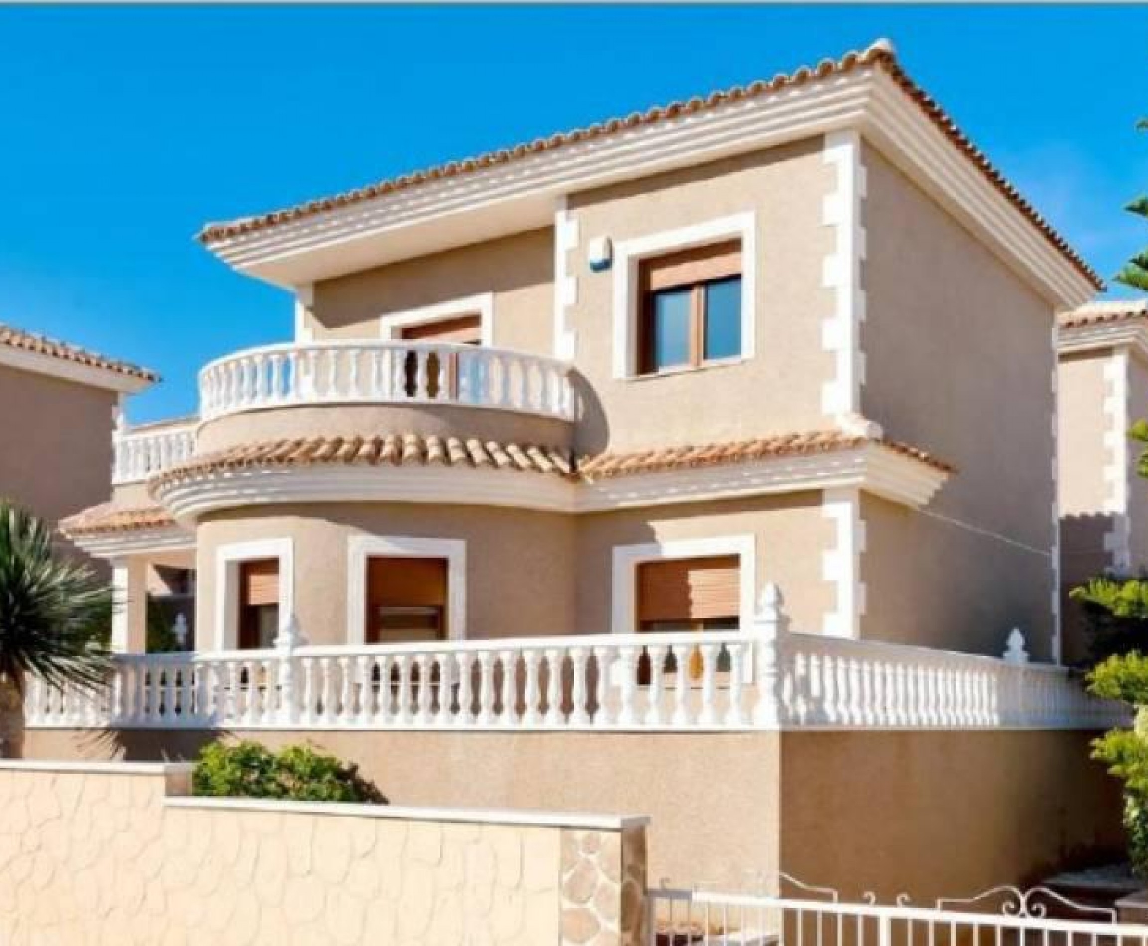 Nueva construcción  - Villa - Torrevieja - Costa Blanca South