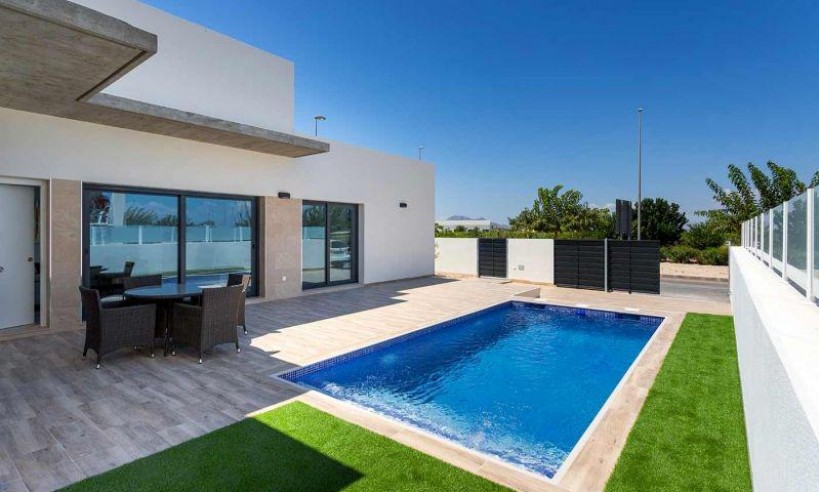 Nueva construcción  - Villa - Daya Nueva - Costa Blanca South