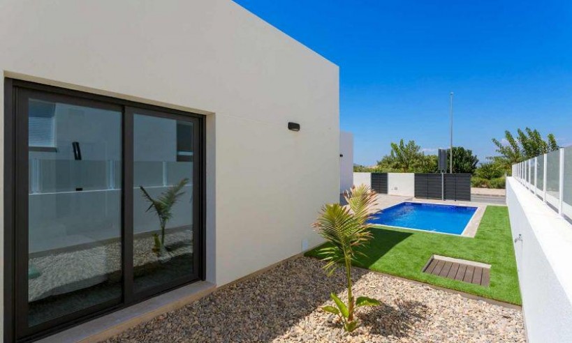 Nueva construcción  - Villa - Daya Nueva - Costa Blanca South