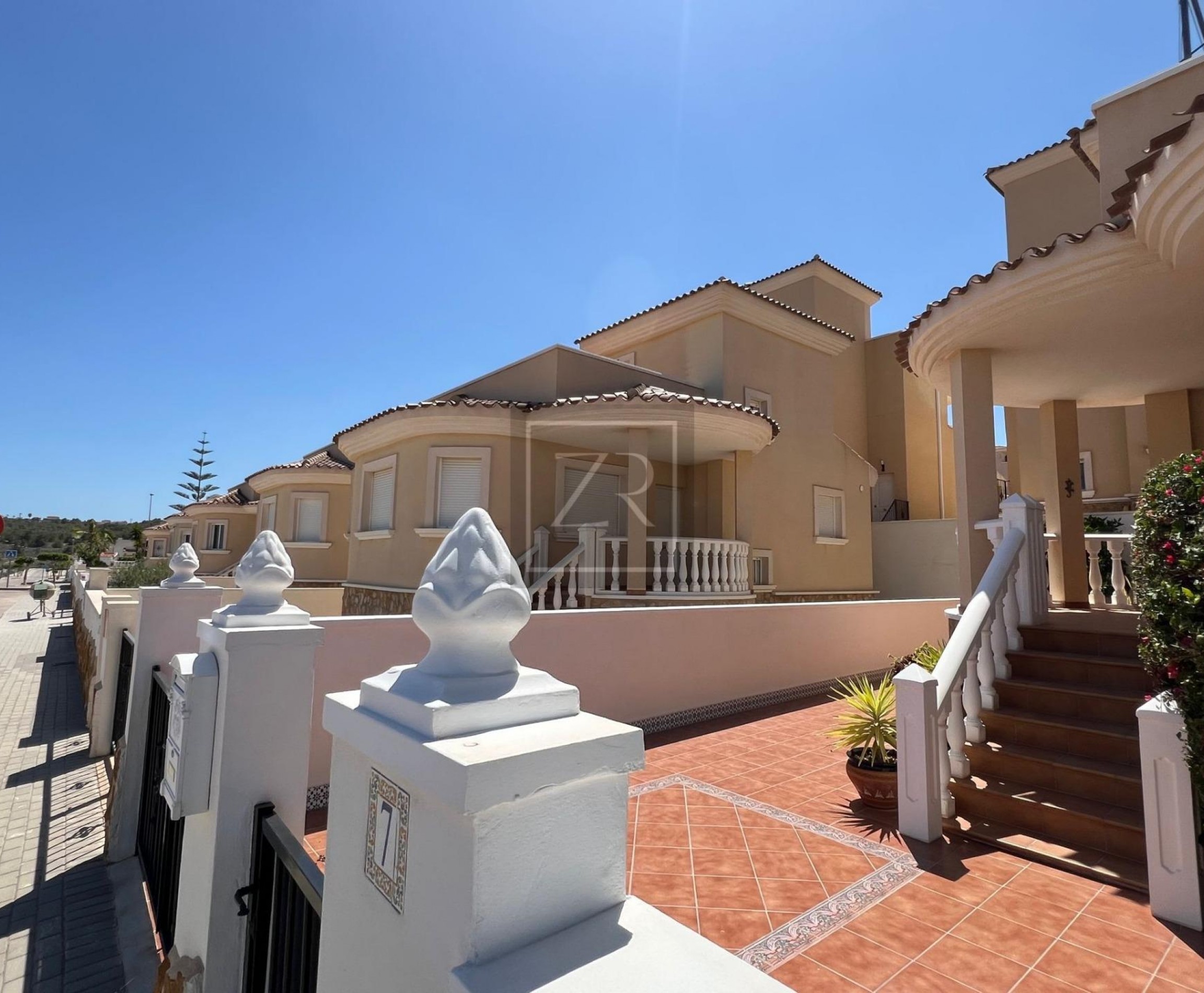 Nueva construcción  - Villa - San Miguel de Salinas - Cerro del Sol