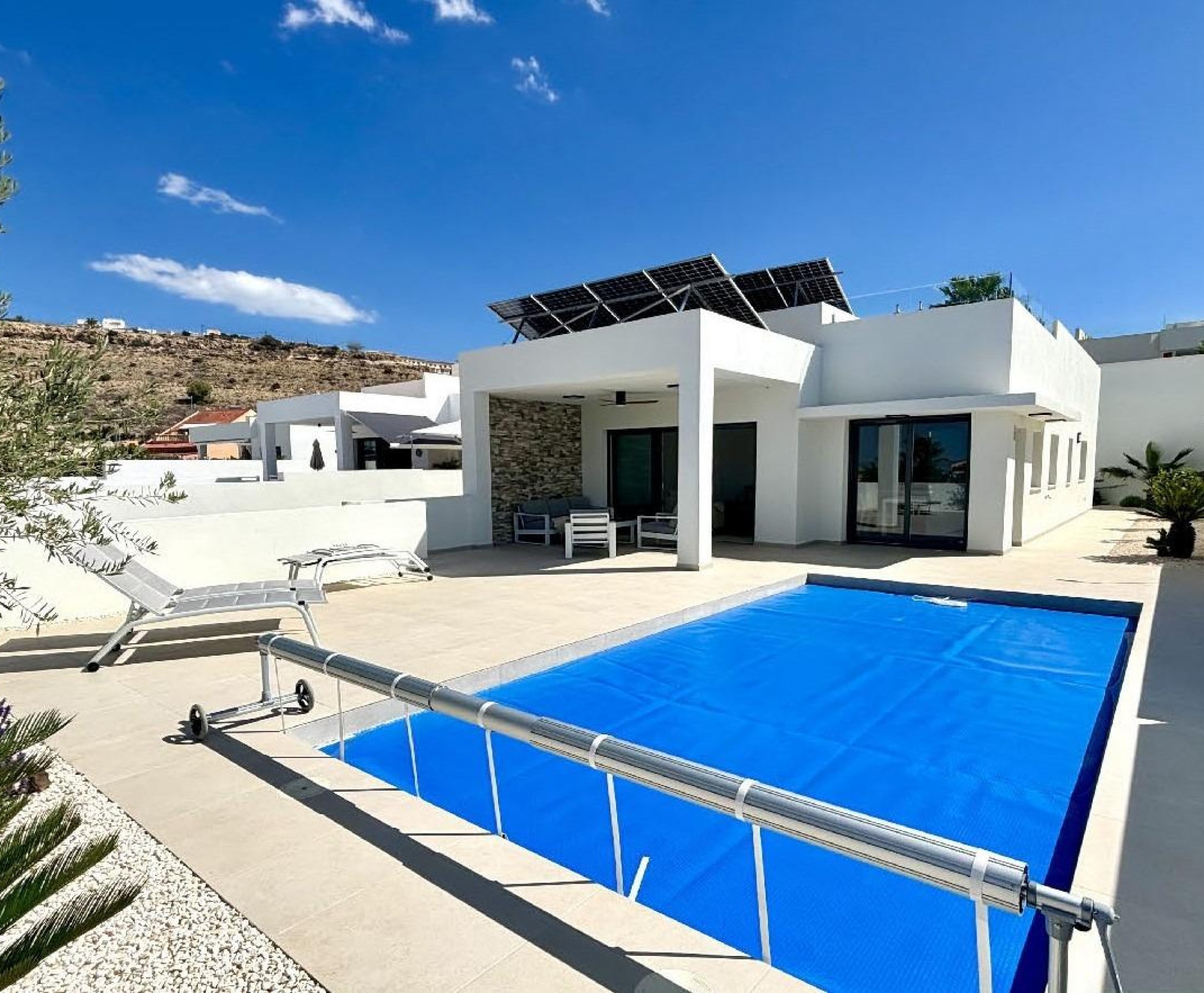 Villa - New Build - Benijofar - Pueblo