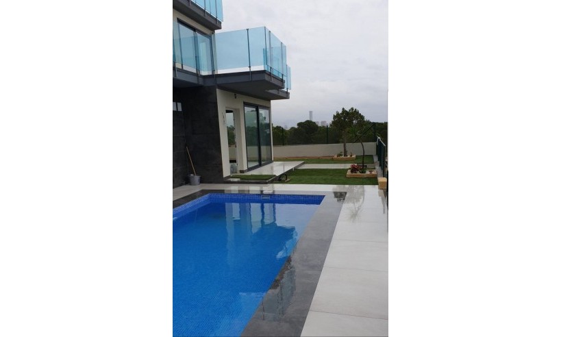 Nueva construcción  - Villa - Finestrat - Campana Garden