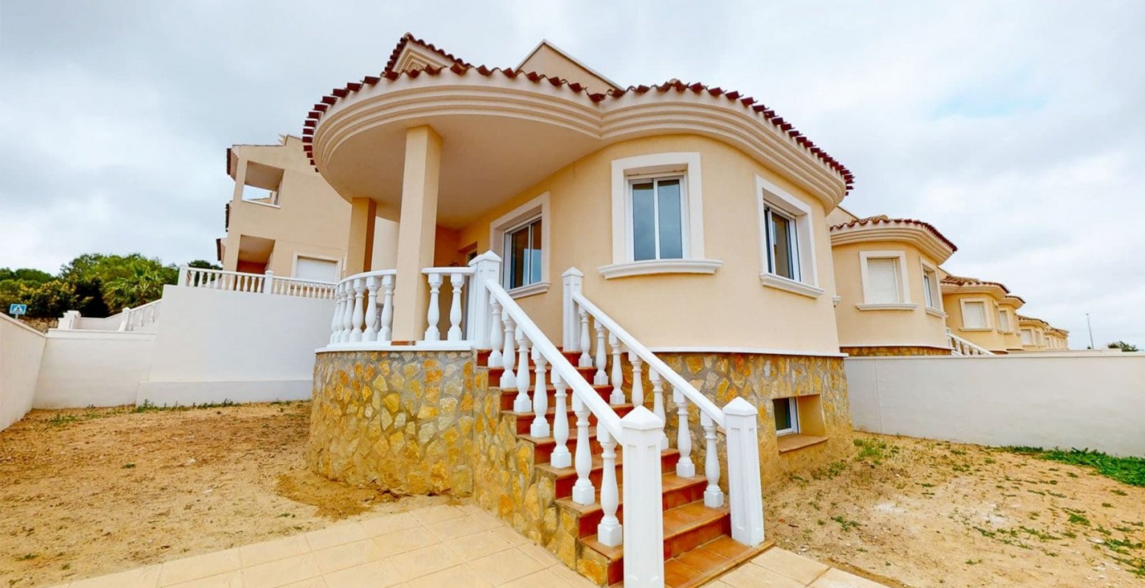 Nueva construcción  - Villa - San Miguel de Salinas - Cerro del Sol