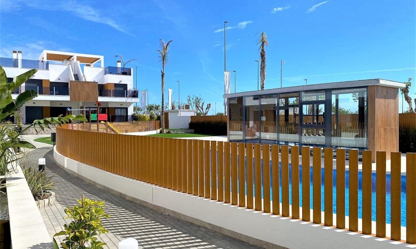 Nueva construcción  - Bungaló - Pilar de la Horadada - Polideportivo