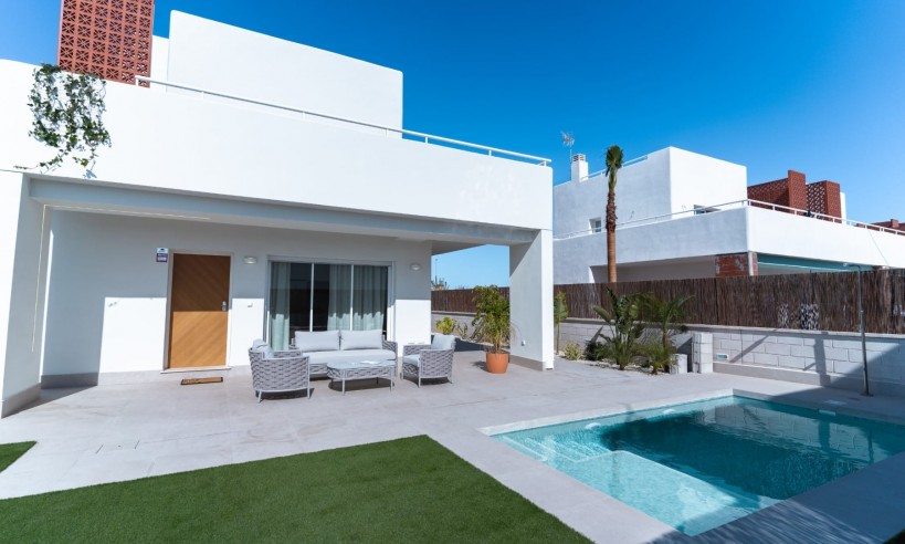 New Build - Villa - Pilar de la Horadada - Polideportivo