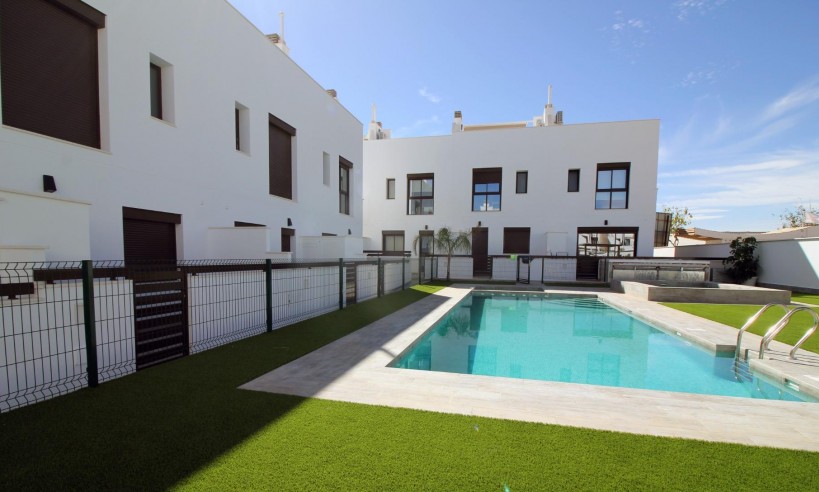 Nueva construcción  - Town House - Pilar de la Horadada - parque Andromeda