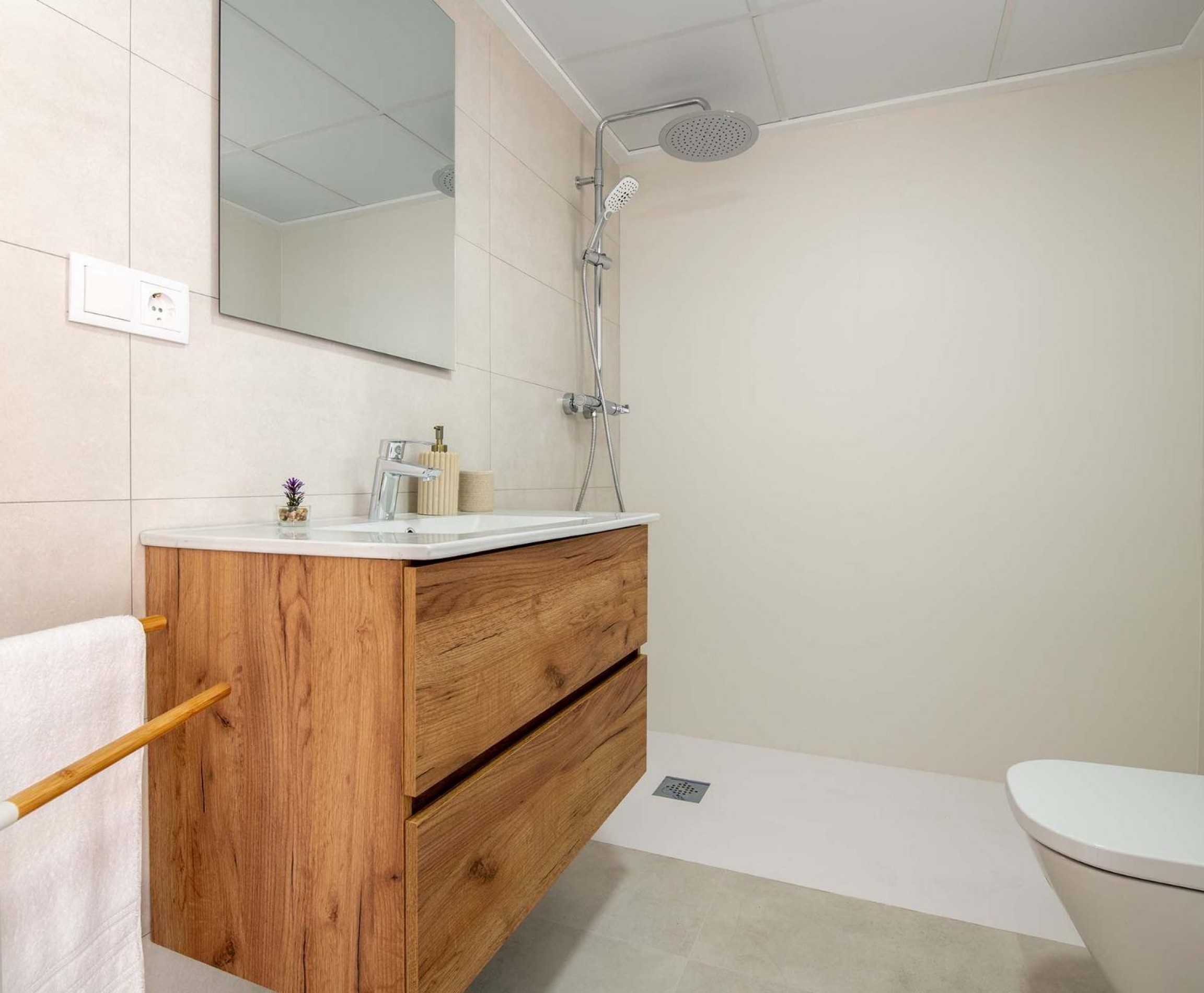 New Build - Bungalow - Cox - San Fernando